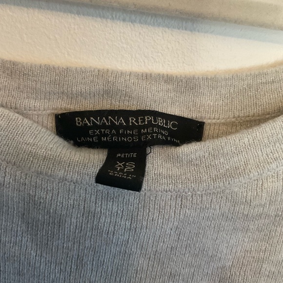 Banana Republic Merino Petite XS Fluted Tie Sleeve Pullover in Heather Gray - Picture 3 of 5